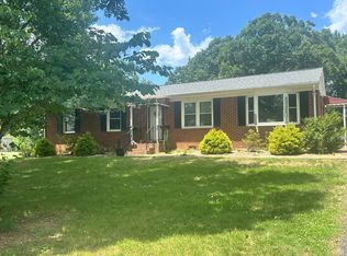 594 Country Estates Rd, Appomattox, VA 24522