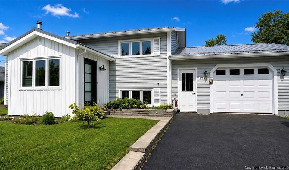 1st image of 1255 Veniot Ave