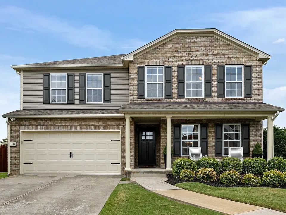1004 Merrick Rd