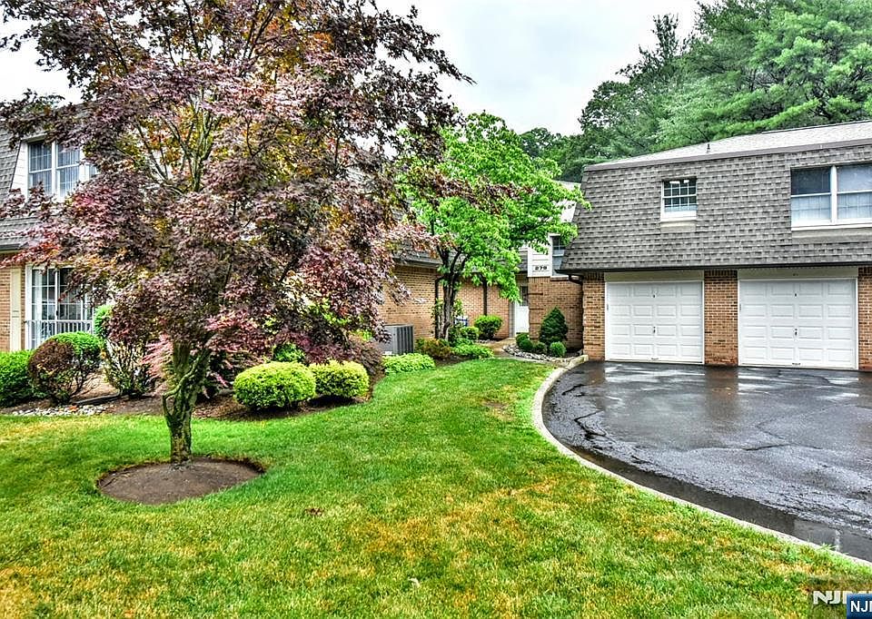 1st image of 279 Collignon Way APT 5