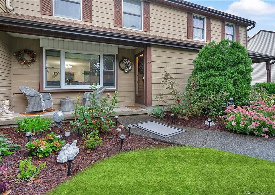 1st image of 22 Mcintosh Circle #22