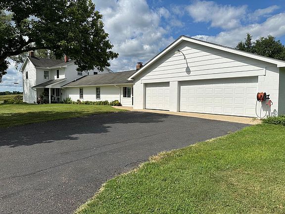 4th image of 105 Indian Dr