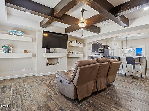 3rd image of 232 Flor Papagayo Way