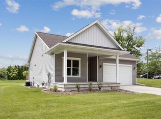 208 Cookson Dr, West Branch, IA 52358