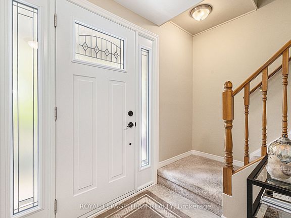 3rd image of 23 Chanonhouse Dr