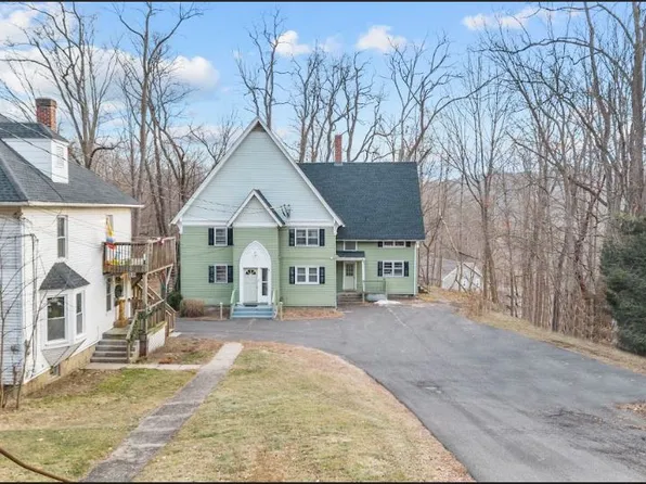 81 Torrington Ave #5, Canton, CT 06019