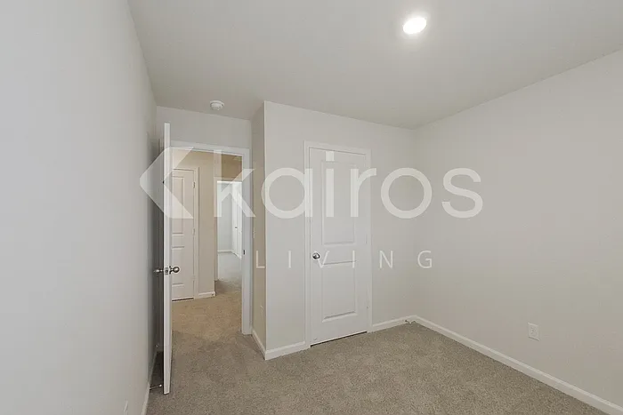 2579 Banyon Cir — Photo 15