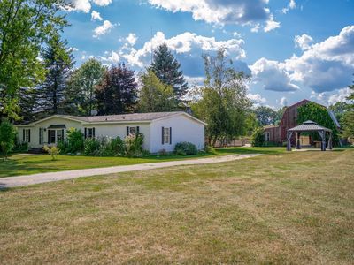 890 S Harrison Ave, Harrison, MI, 48625