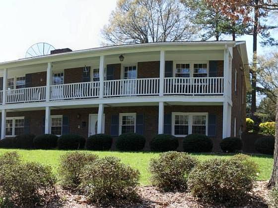 1st image of 601 Kemswick Cir