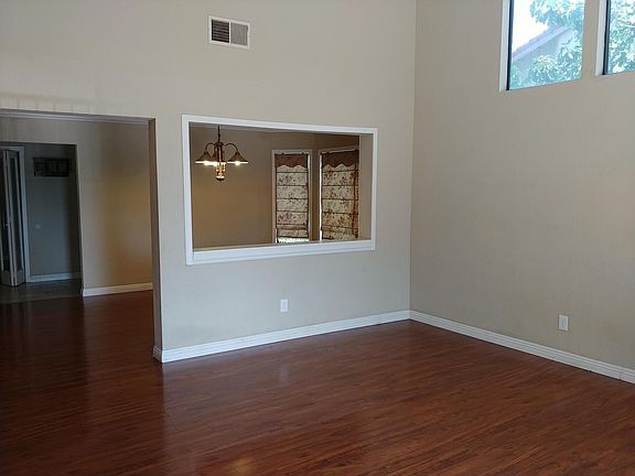 4th image of 1542 Vallecito