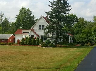 7224 Michael Rd, Orchard Park, NY 14127