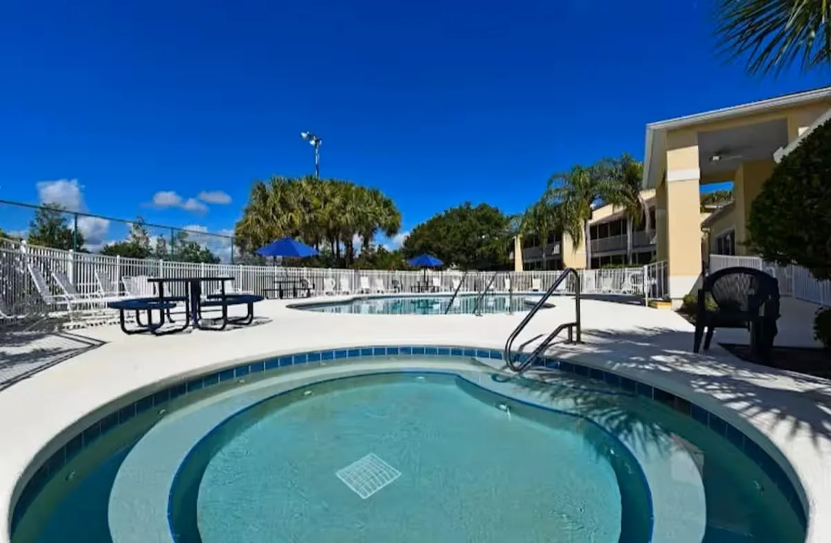 3 bed, 1484 sqft, $2,200 — Photo 4