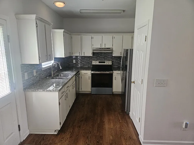 1651 Massachusetts Ave SW #22 — Photo 5