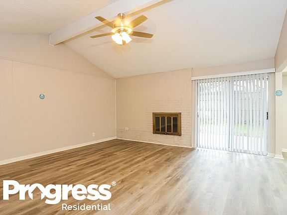 4th image of 2709 Sibley Dr