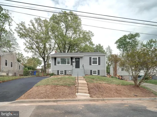 5108 Iroquois St, College Park, MD 20740