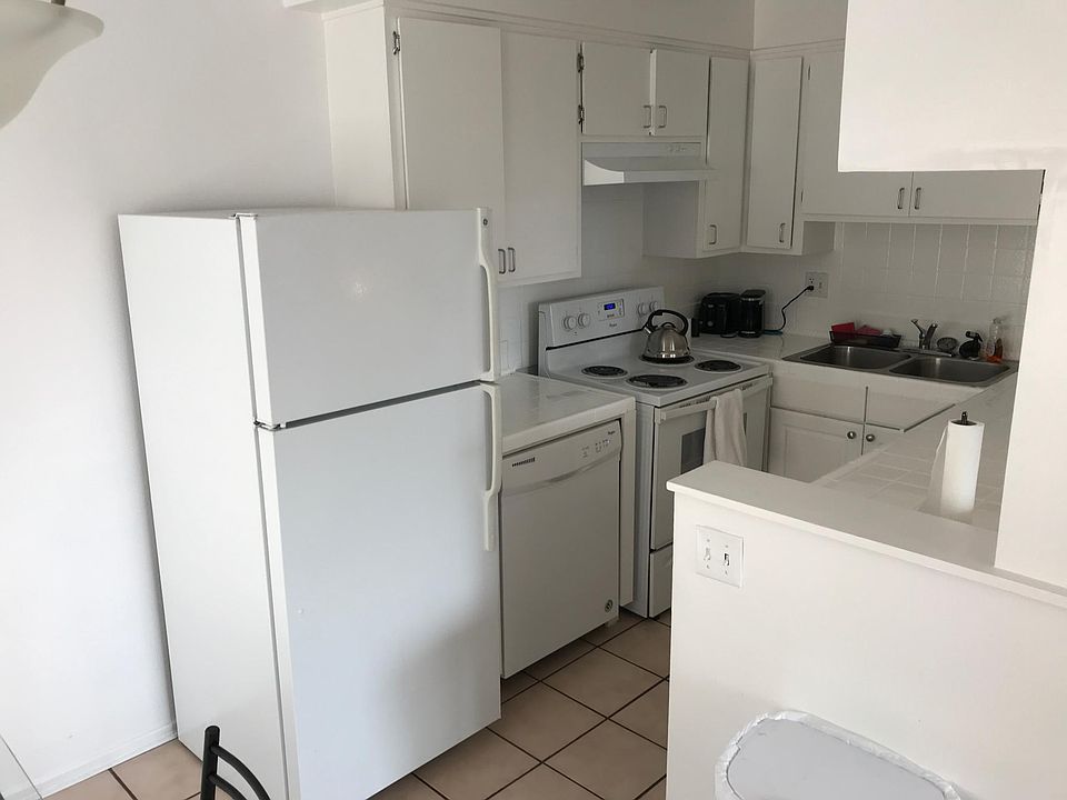 1st image of 20 29th Ave APT 204