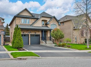 2327 Gladacres Ln E, Oakville, ON L6M0G4