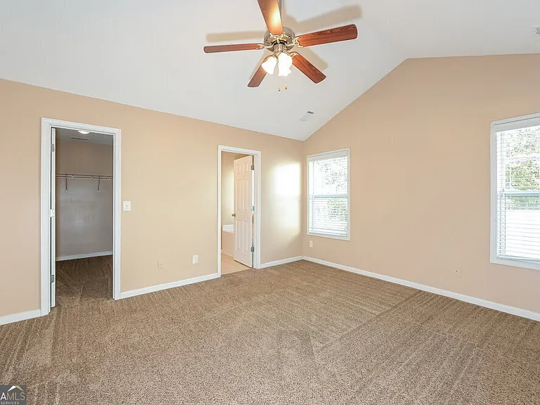 3733 Plymouth Rock Dr — Photo 10