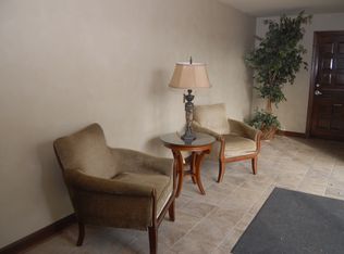 5908 W 55th St APT 306, Chicago, IL 60638