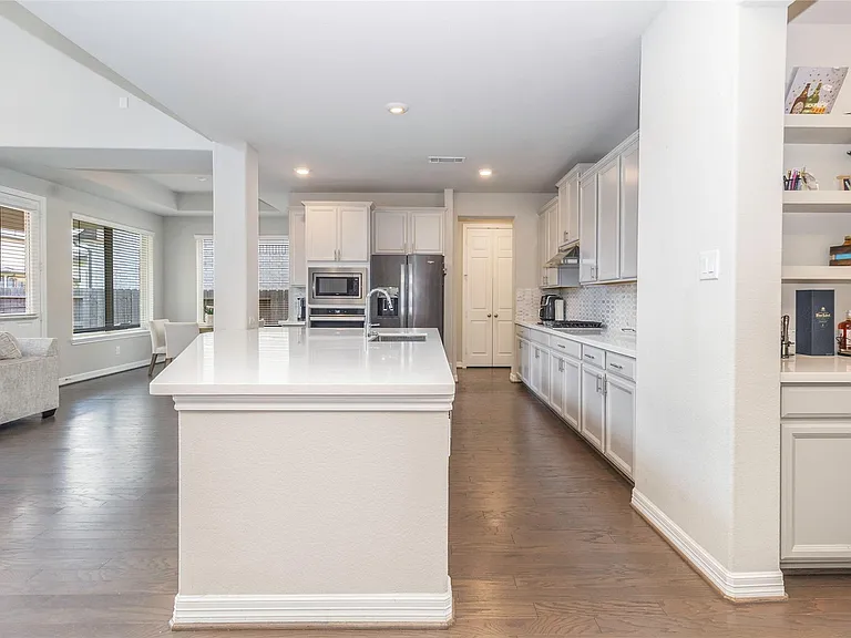 3010 Flora Manor Dr — Photo 20