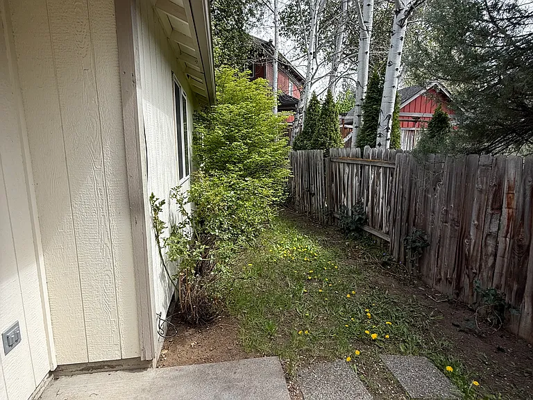 521 SW Forest Grove Dr — Photo 36