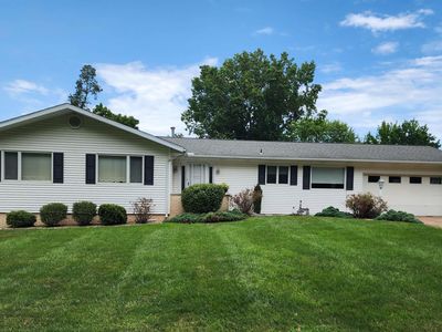 2511 Lake Dr S, Quincy, IL, 62305