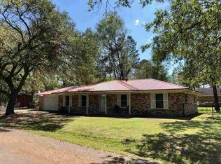 2968 Clark Cir, Orange, TX 77632