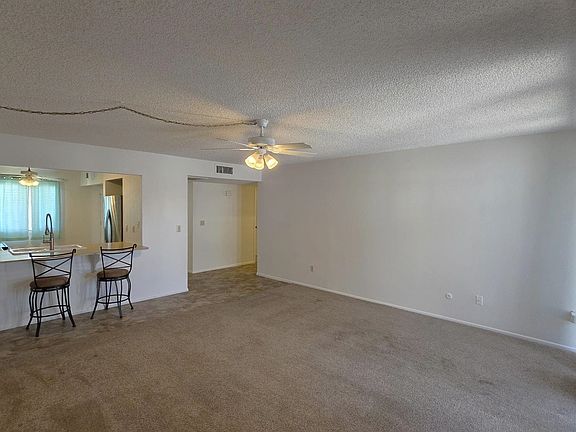 4th image of 962 W Cortez Ln