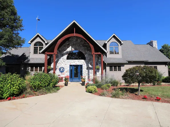 10150 W Potter Rd, Flushing, MI 48433