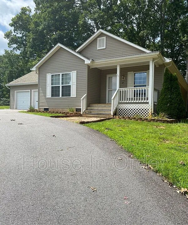 47 Deer Meadows Dr