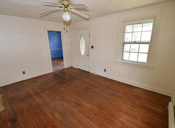 5th image of 5113 Eanes Ln