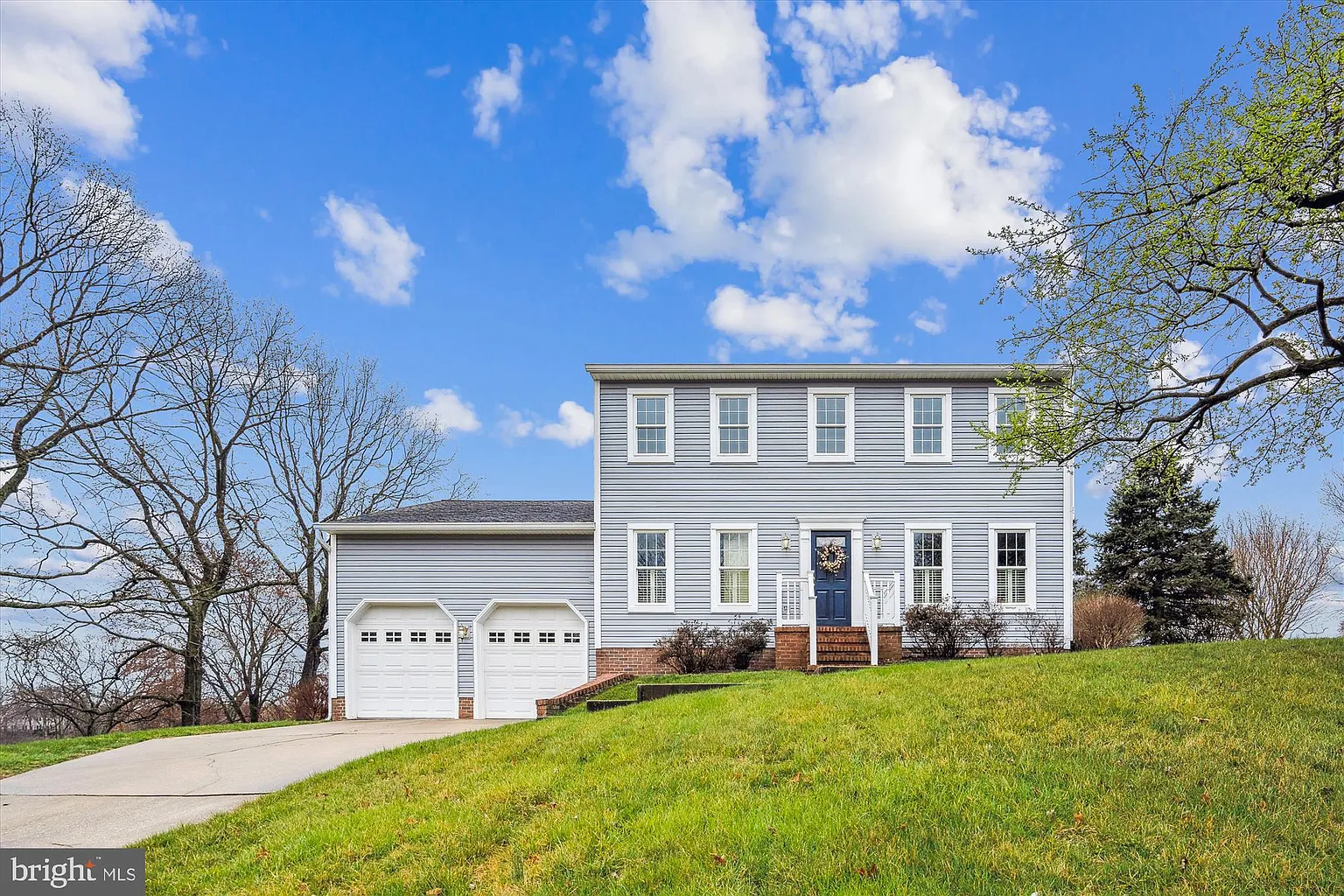 521 Bay Hills Dr photo 1