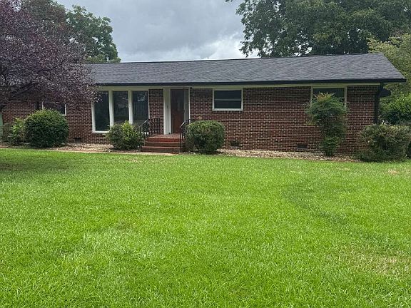 2nd image of 61 Rains Ave SE