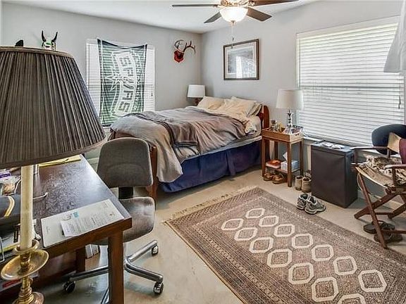 4th image of 1009 S Dexter Dr