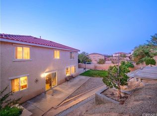 2341 Carolyn Dr, Palmdale, CA 93551