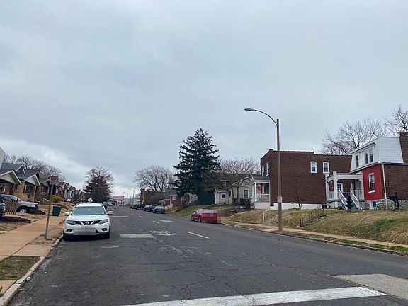 5th image of 6853 Southwest Ave