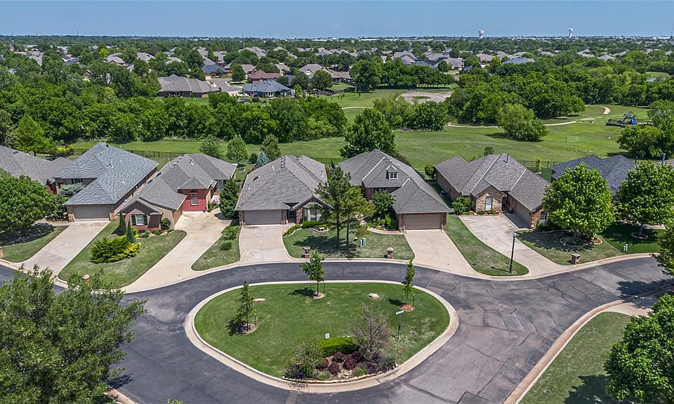 1st image of 15720 Traditions Blvd