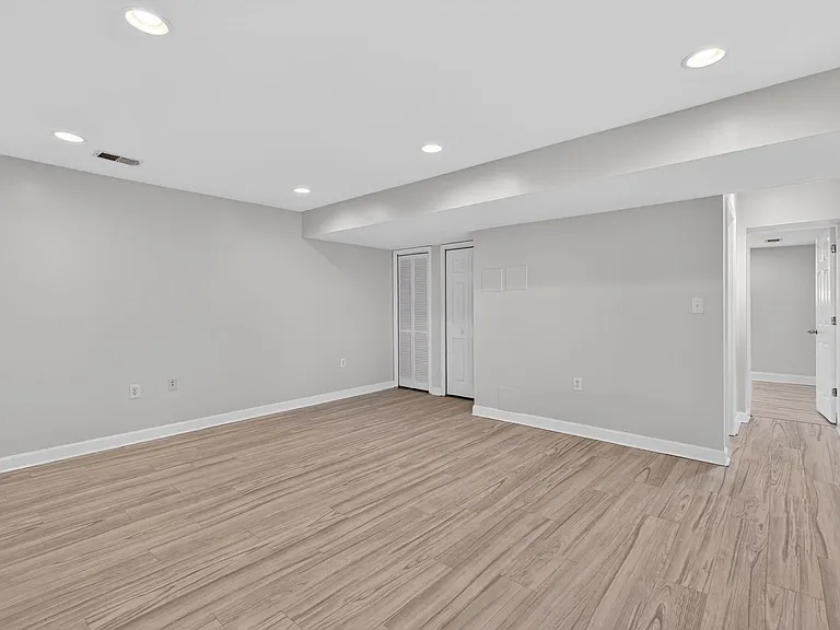 Large Recreation/Living Room