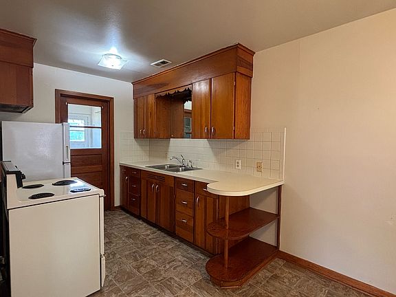 5th image of 4718 Arbor St