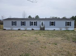 629 Old Snow Hill Rd, Ayden, NC 28513