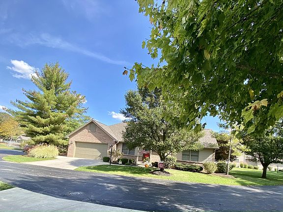 3rd image of 2686 Pine Shore Dr