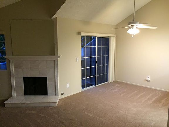 5th image of 22040 Gault St Unit 30