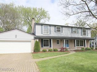 31305 Downing Pl, Beverly Hills, MI