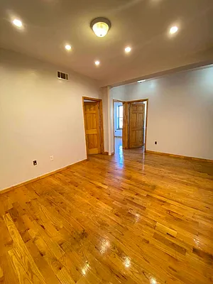 Rented by The Brokerage Group LLC | media 35