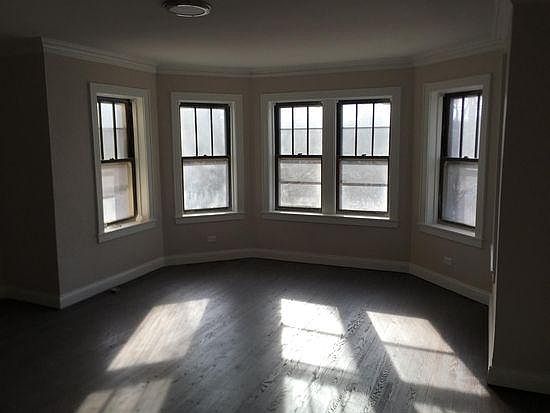 1st image of 4433 N Paulina St #2