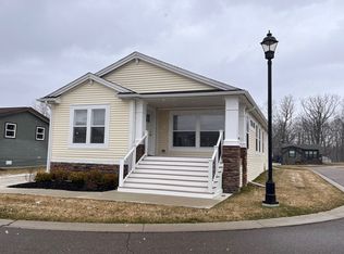 9927 Macbeth St #609, Fenton, MI 48430