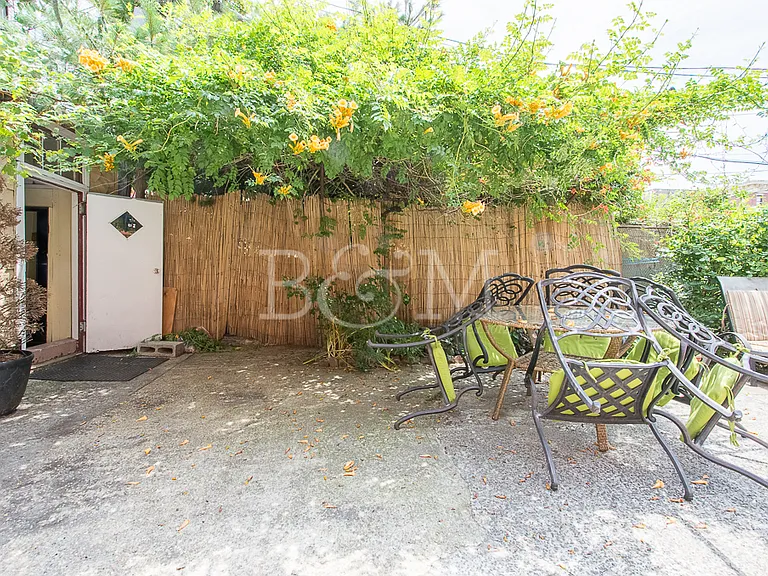 152 N 8th St #4 — Photo 7