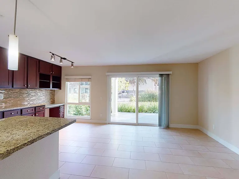 27 Seventy Five Mesa Verde — Photo 128