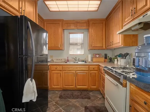12677 Palm St, Hesperia, CA 92344