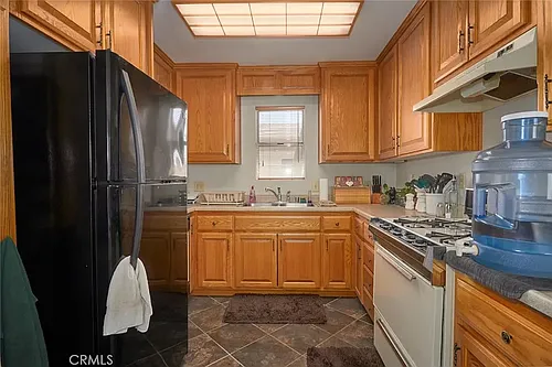 12677 Palm St Photo 1